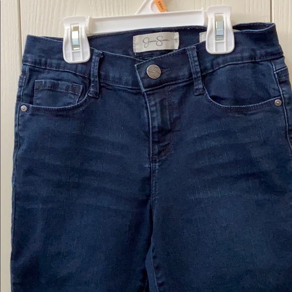 Jessica Simpson Jean Capris - Picture 2 of 8